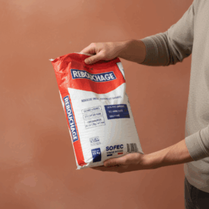 Enduit de Rebouchage – L’enduit poudre intérieur fibré, prêt pour trous et fissures tous supports - Sofec