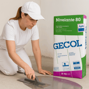 GECOL Nivelante 80 – Le mortier de ragréage Fibré autolissant pour une planéité parfaite